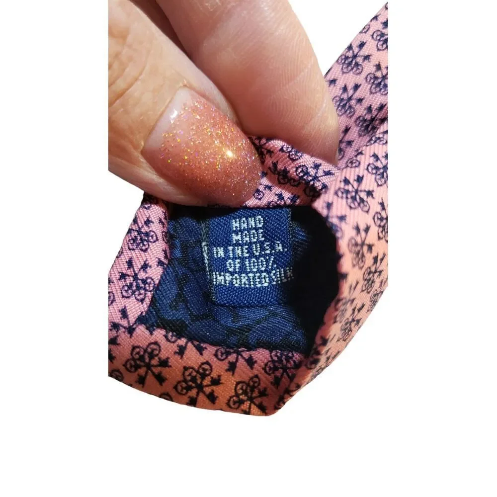 VINEYARD VINES Pink & Blue 100% Silk Neck Tie‎ Custom Collection Made in USA